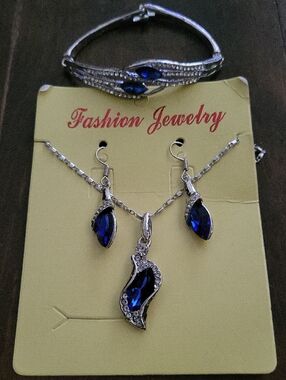 Blue Stone Earrings, Necklace, and Braclet Set